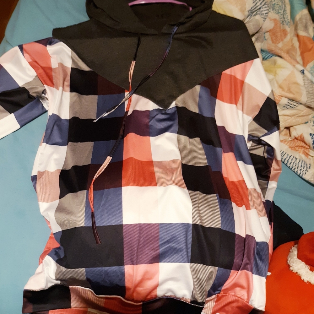 Very adorable long sleeve & hooded top!